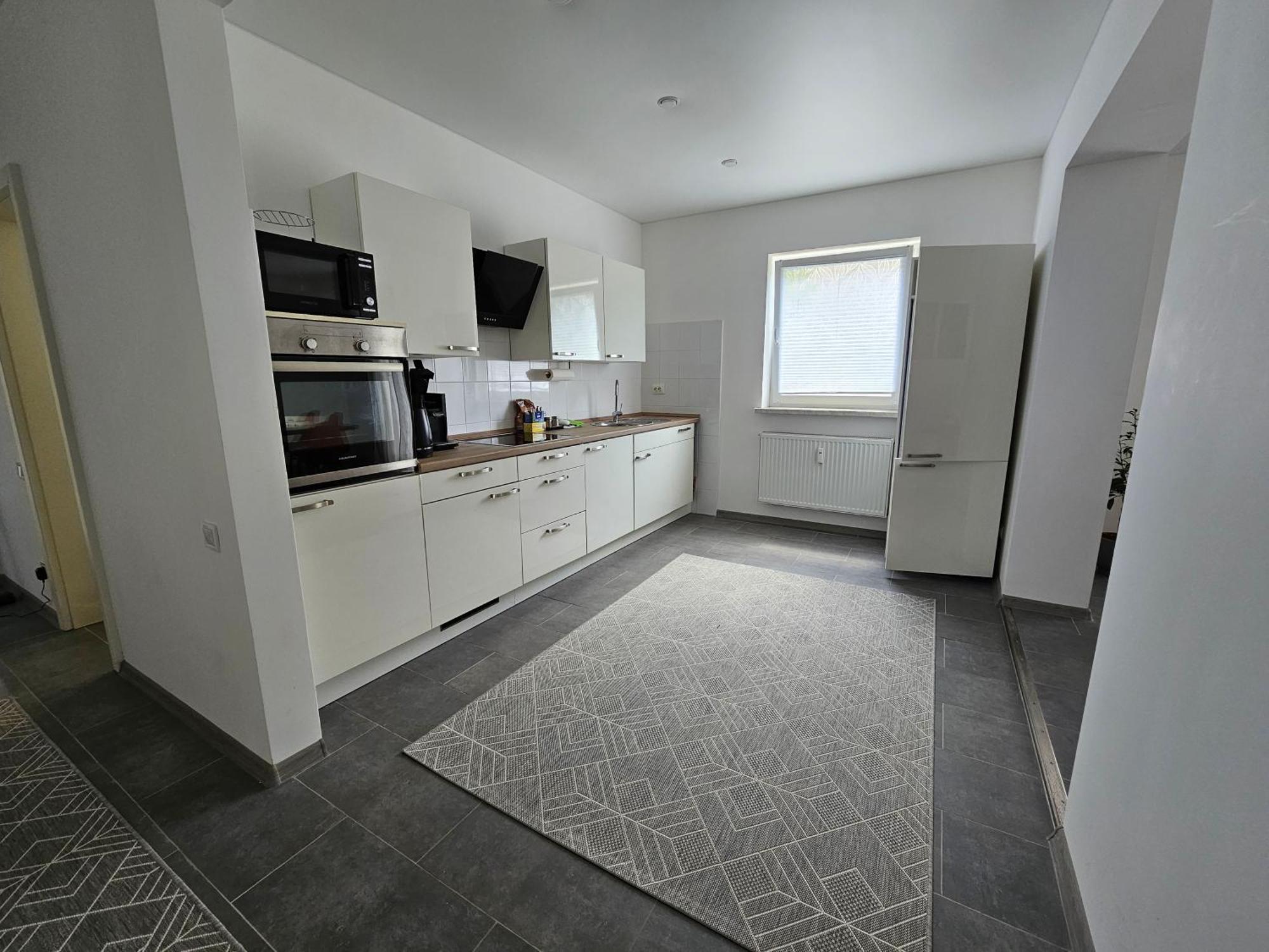 Warburg, Fewo "Sweet Home" 2,5 Zi- Eg-Separater Eingang - Parkplatz - Terasse- Komfortabel,Renoviert ภายนอก รูปภาพ